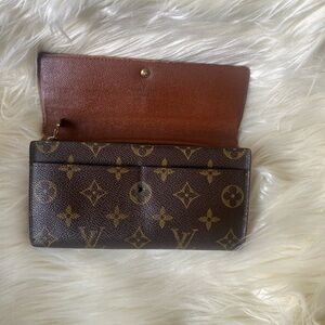 Louis Vuitton Sarah Wallet